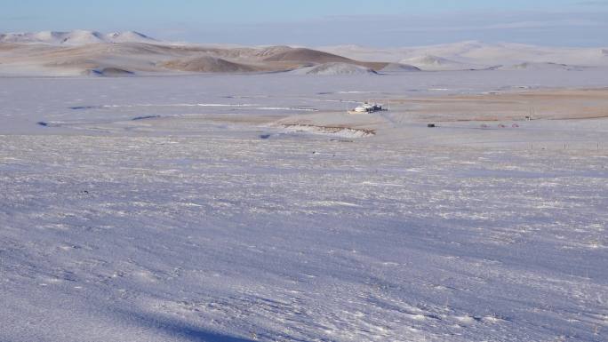 冬季草原蒙古包旅游