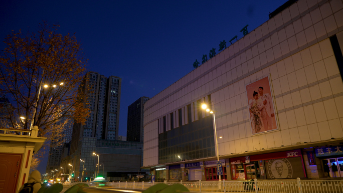 城市凌晨街道街景