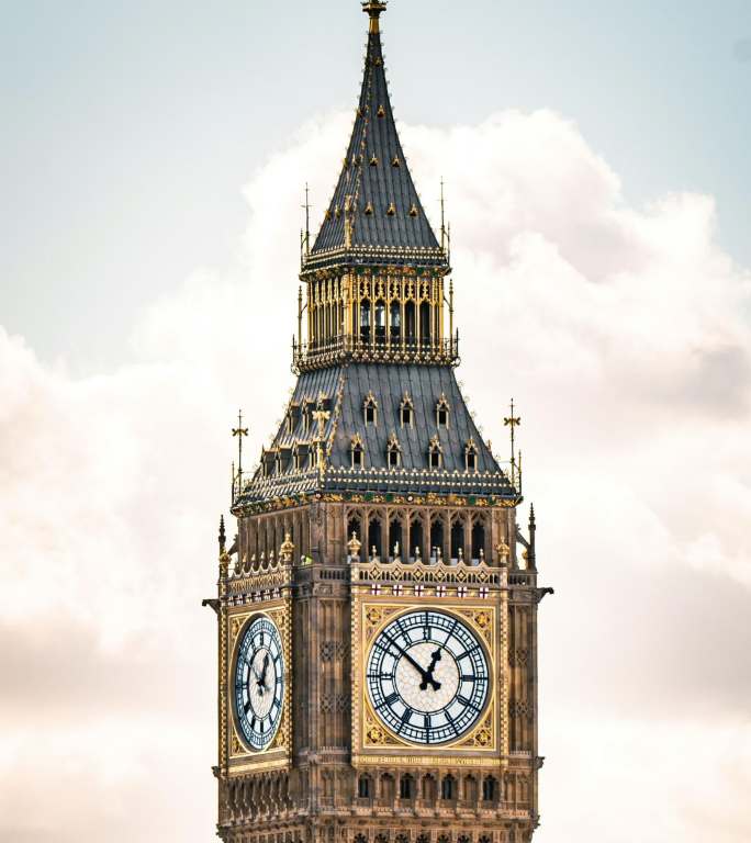 伦敦议会大厦延时钟楼