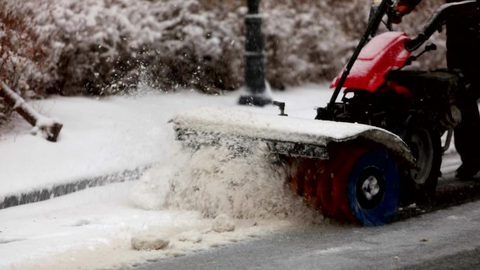 扫雪