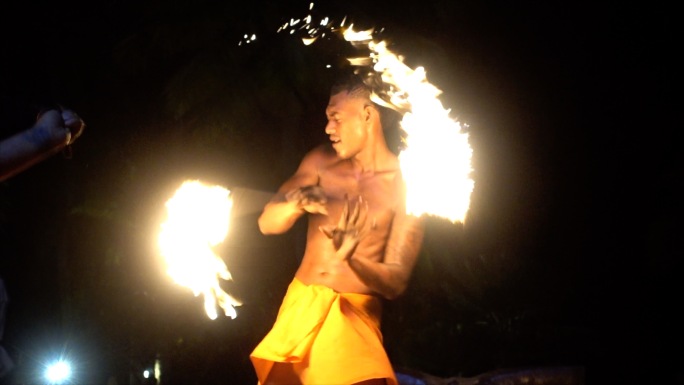 斐济火把舞 土著传统舞蹈表演