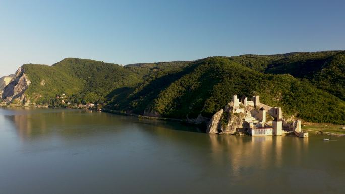 古城镇Golubac