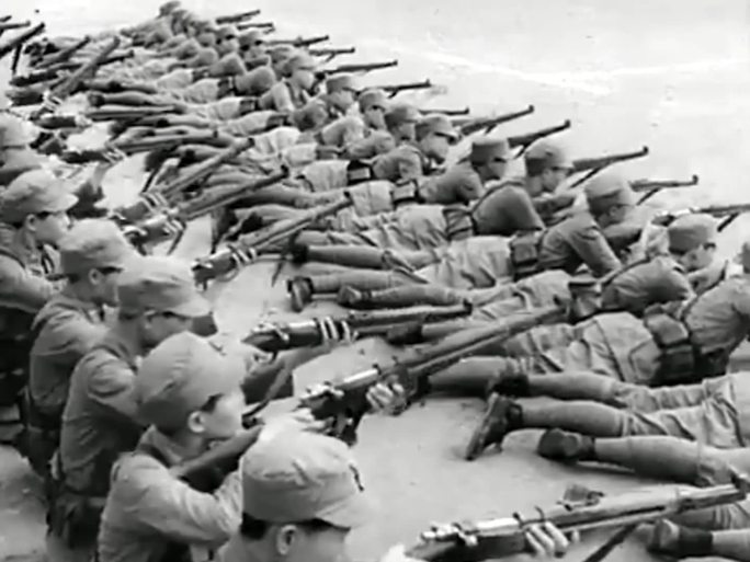 1939年女兵训练