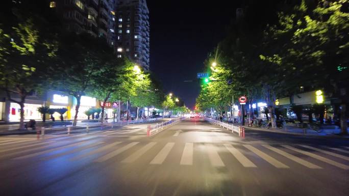 夜晚公路空镜头