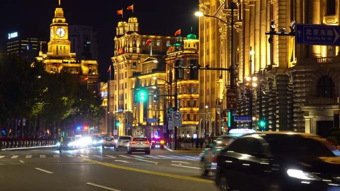 上海外滩万国建筑群车流夜景4K视频