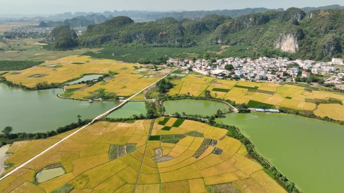 4K航拍广西秋季群山农田风光