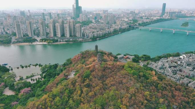 航拍柳州半岛、蟠龙山、窑埠古镇，环绕飞行