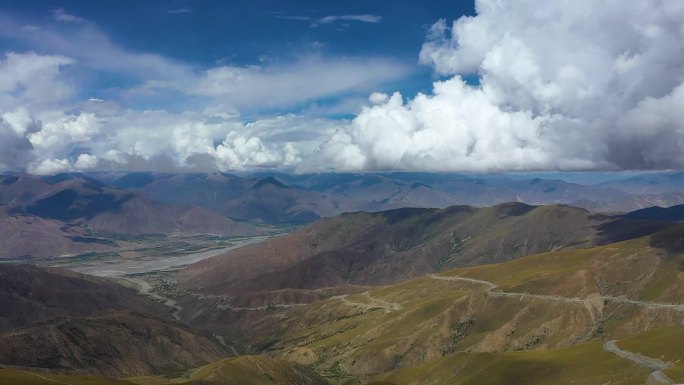 西藏 高原 蓝天白云