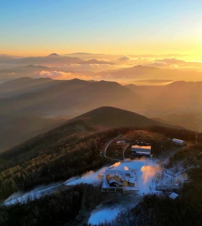 最美日出 造雪场景