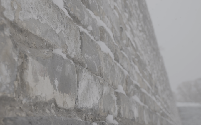 北京古城墙城砖飘雪细节4K