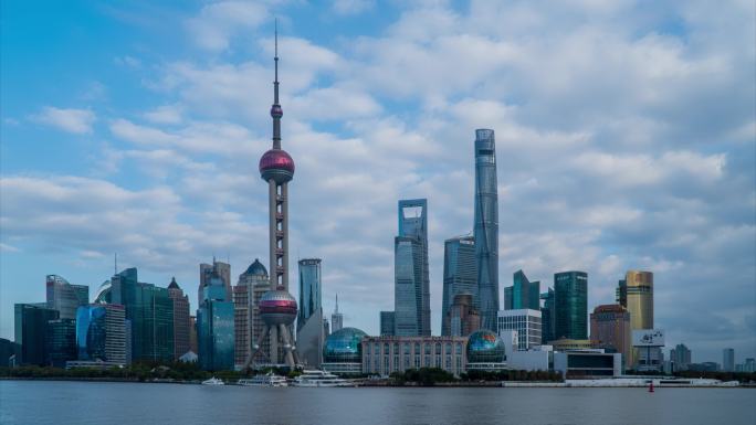 外滩乌云消散延时