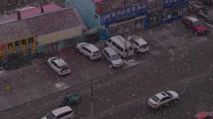 暴风雪升格视频