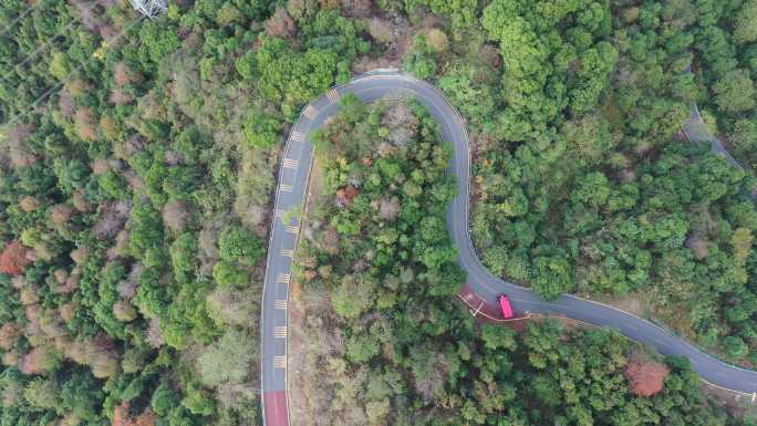 轻卡山区道路行驶