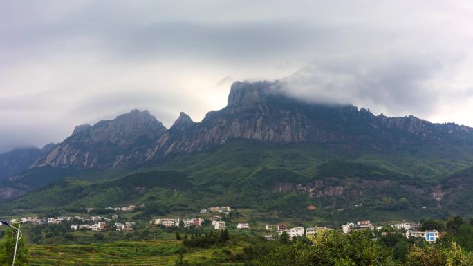 上饶灵山水晶山景区云雾风光延时摄影