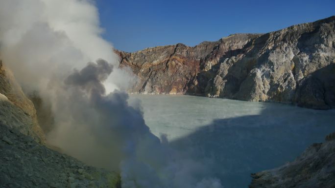 Kawah Ijen火山口湖