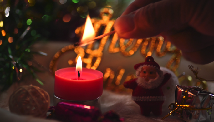 平安夜烛光氛围圣诞节装饰斑斓灯光新年素材