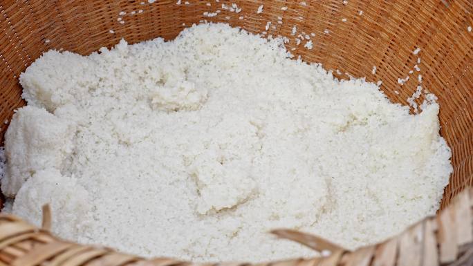 （简介有合集）米酒制作过程 蒸糯米饭