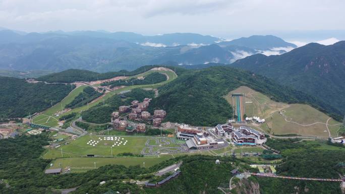 浙江安吉云上草原风光航拍素材