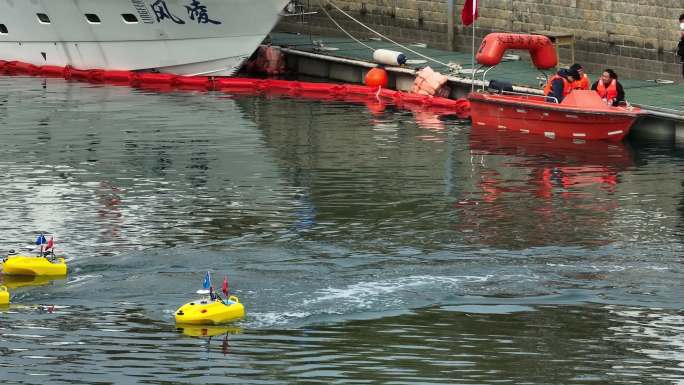 大连海事大学海边航拍水上机器人搜救比赛