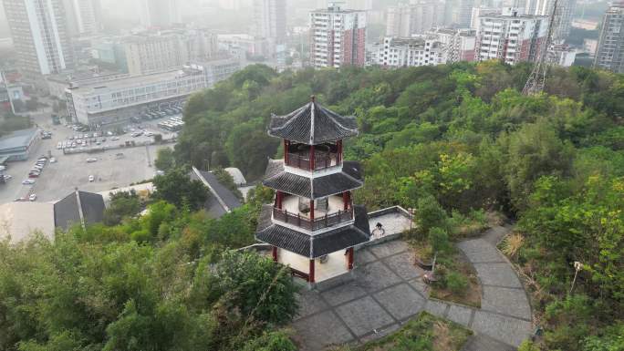 4K重庆北碚玉合公园山顶观光塔高角度航拍