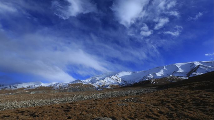 雪山脚下 移动延时