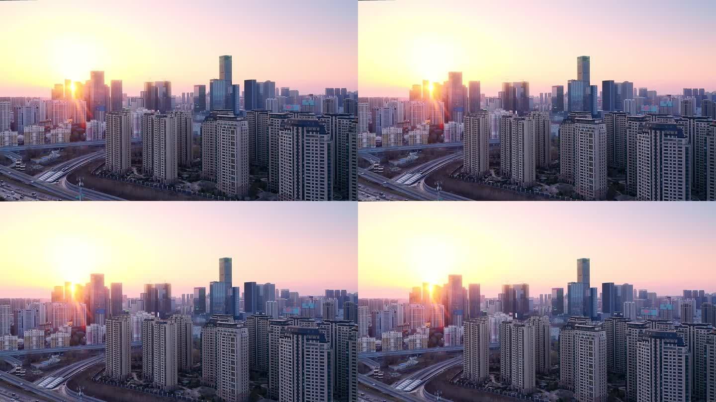 日落下的现代城市天际线