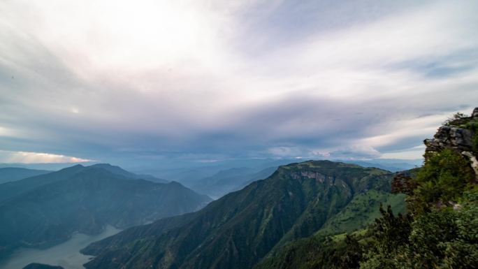 高山峡谷