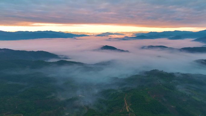 航拍景迈山壮阔云海日出