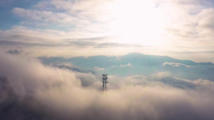 铁塔信号发射基站5G通讯高山穿云上电力网