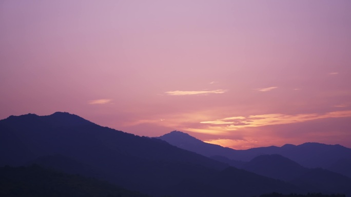 山间日出 日出 早霞 早霞日出 日出延时