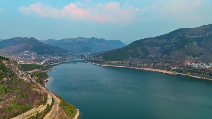 航拍济南南部山区锦绣川水库