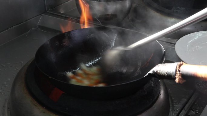 炒三丁炒菜爆炒颠勺海鲜虾仁年夜饭美食烹饪