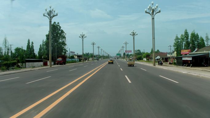 车内拍摄高速公路街景