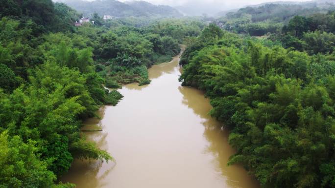 航拍雨后河流洪水涨水洪涝