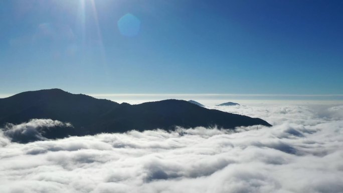 山峰云海延时航拍山水自然风光