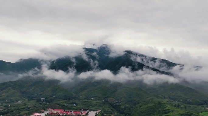 航拍阜平大派山县城云海云雾缭绕风光摄影