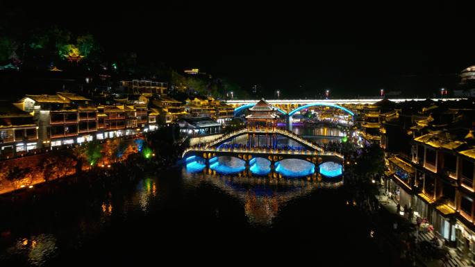 4K湘西风凤凰古城夜景航拍