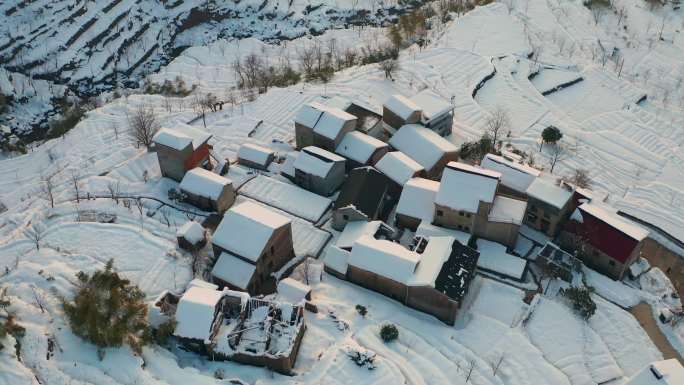 浙江农村大雪封山