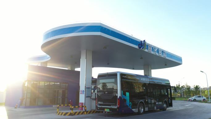 氢能源加氢站公交车