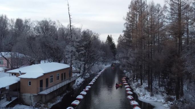 吉林二道白河魔界漂流，航拍冰河雪景