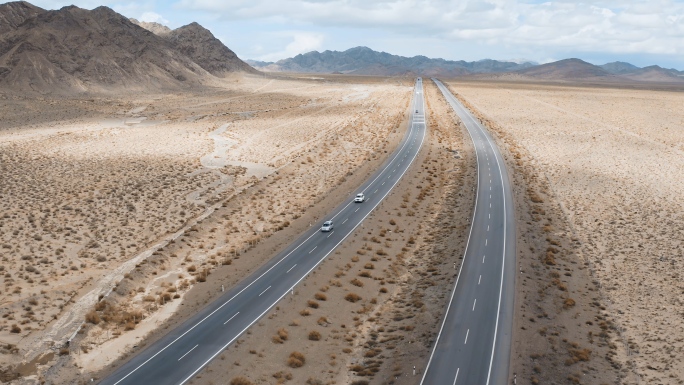 【4K】横穿沙漠的高速公路