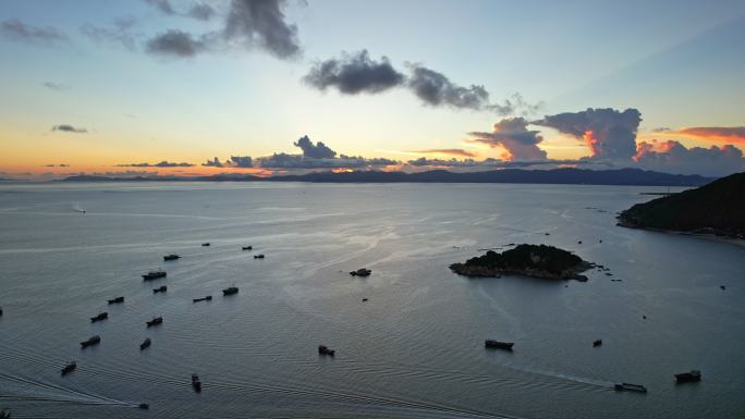 海边落日晚霞夕阳黄昏 海边晚霞渔船剪影