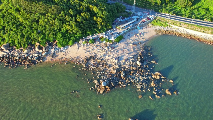 4K海边玩耍度假海边沙滩露营