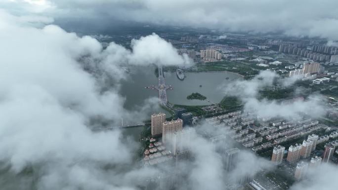 滨州雨后穿云航拍 云雾中的滨州
