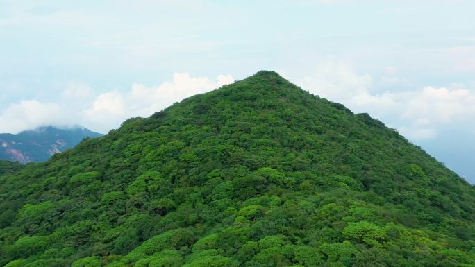 4K航拍湖南屋脊常德壶瓶山主峰5