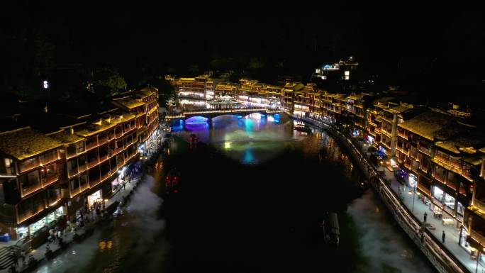 4K湘西风凤凰古城夜景航拍