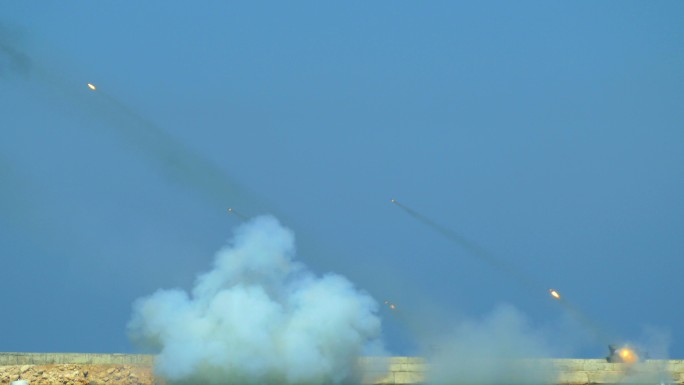 火箭筒齐射俄乌战争冲突迫击炮发射导弹