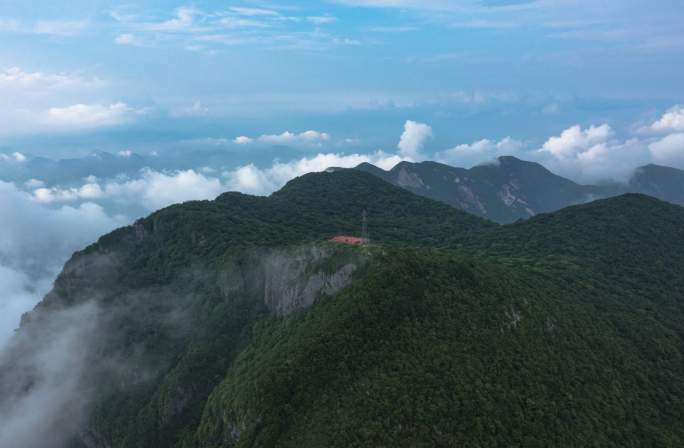 5K常德壶瓶山风景区主峰顶云雾延时