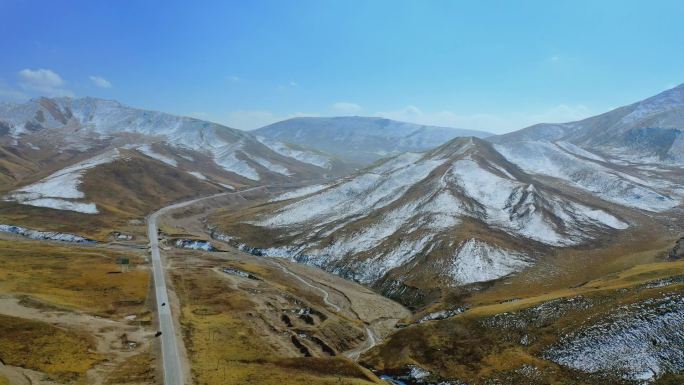 甘肃张掖秋天高原雪山航拍4