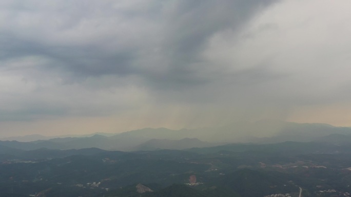 4K原素材-阵雨、群山、云雾